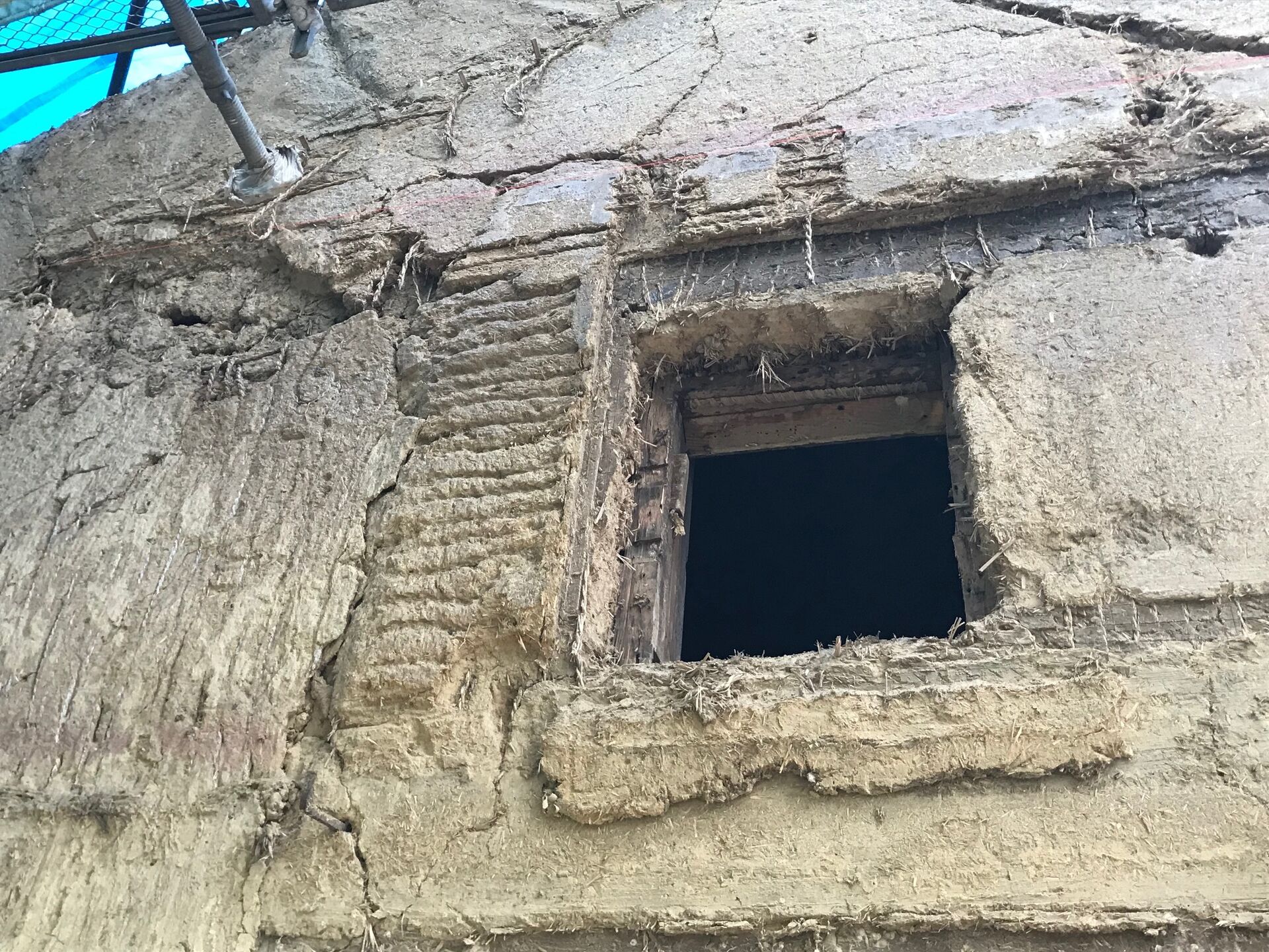 B98202DF-8D50-4CA6-B929-DBCBECFE22BD